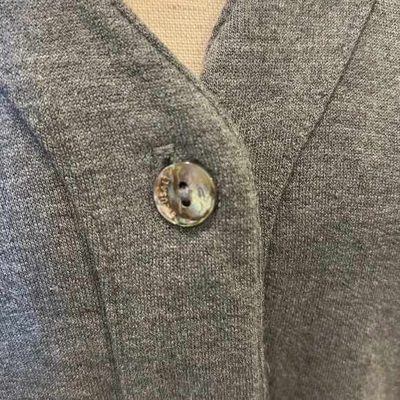 Bleusalt The Shorty Cardigan - Picture 2 of 9